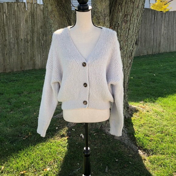 Women’s Double Zero L Cream Cardigan - Picture 5 of 14